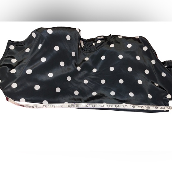 Black and white polka dot blouse - Picture 10 of 11